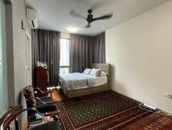 Charlton 27 (D19), Terrace #393385441